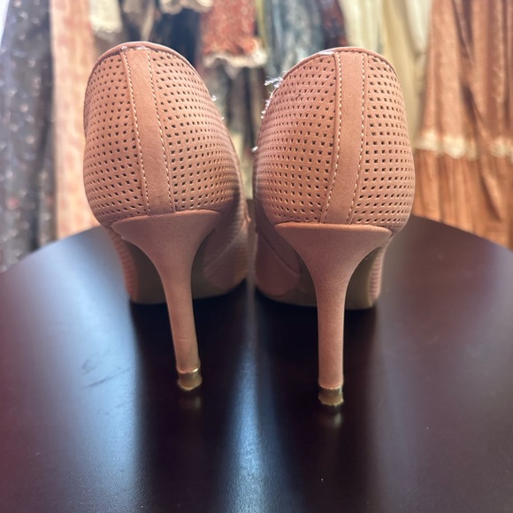 Guess peachy textured heels size 6 - Picture 7 of 7